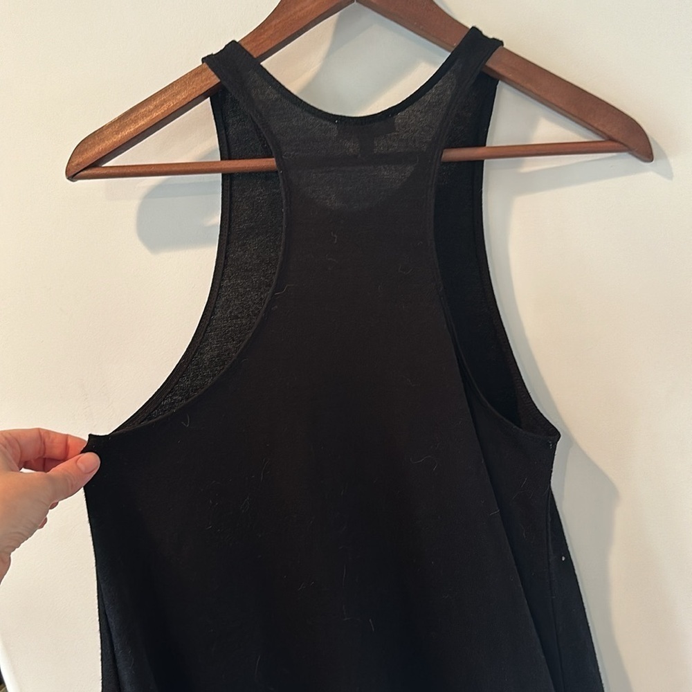 Wilfred Free Aritzia black tank top - Picture 6 of 7
